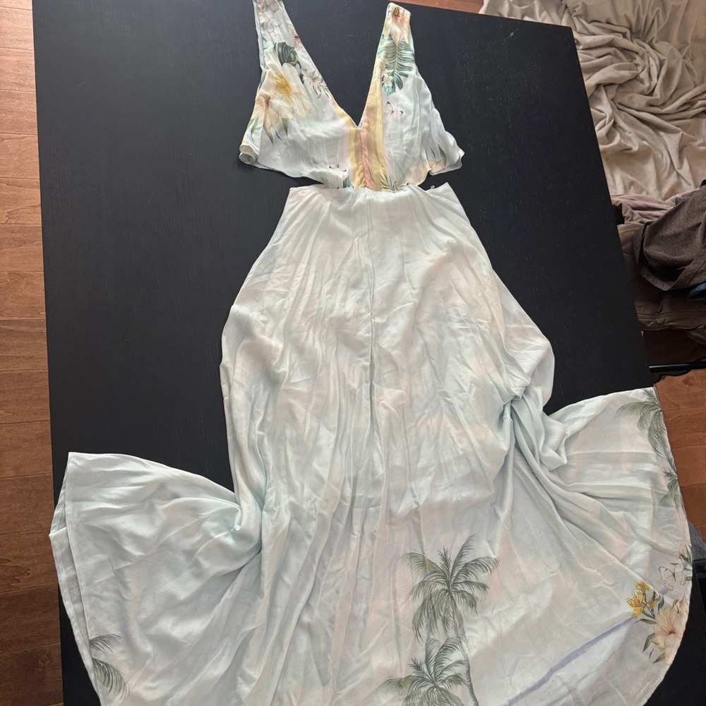 Stunning Tropical Print cutout dress